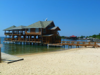 Honduras, ostrov Roatán